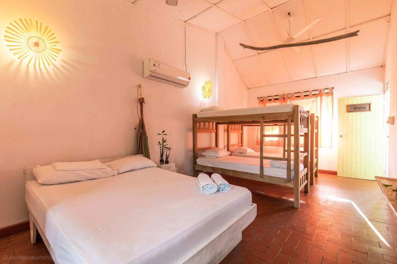 Mar Amar Casa De Playa Hotel Covenas Bagian luar foto